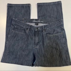 Kenneth Cole jeans 33 /30. Light Weight. Blue Denim cotton